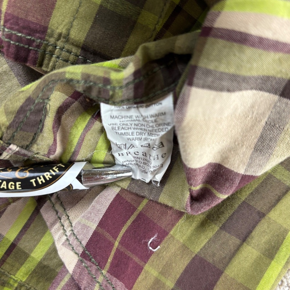 Prana Men's XL Plaid Pearl Snap Shirt Green Burgundy Beige Long Sleeve‎ Outdoor - Picture 12 of 12